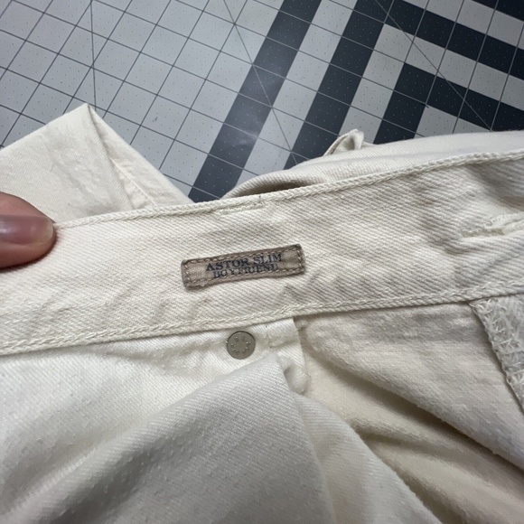 Polo Ralph Lauren Patch Vintage Distressed Astor Boyfriend Jeans 32 In Cream - Picture 6 of 9